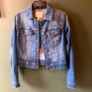 Denim jacket. Jessica Simpson.